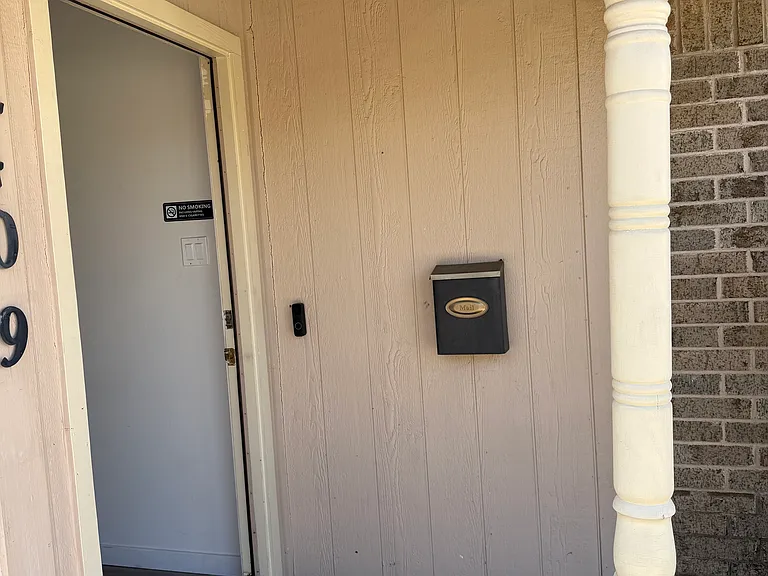 2409 Summer Place Dr — Photo 5