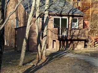 4 Edelweiss Dr, Woodridge, NY