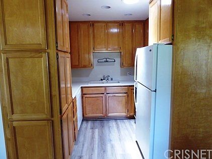4th image of 19146 Avenue Of The Oaks Unit A