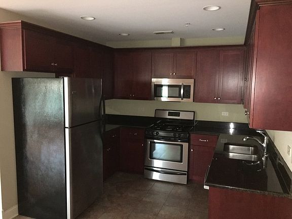 4th image of 11201 S Preller Ave #302A