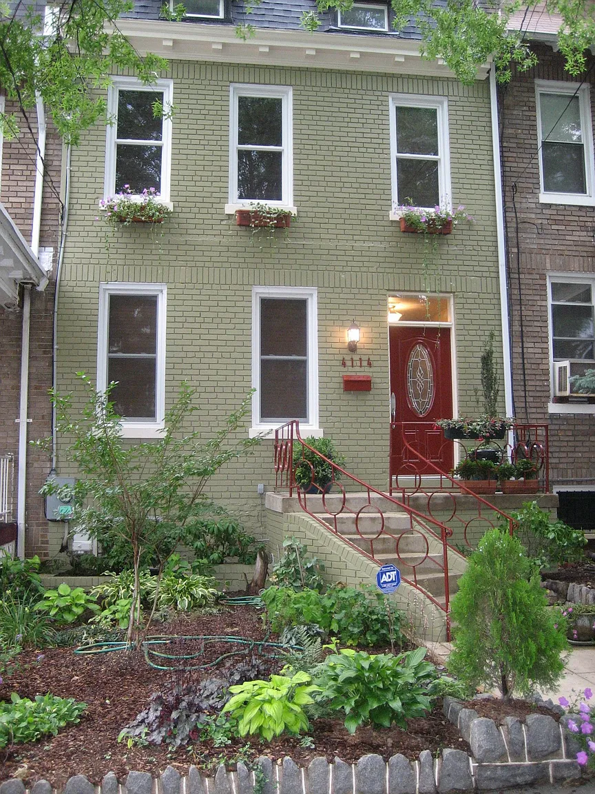 4114 3rd St NW photo 1