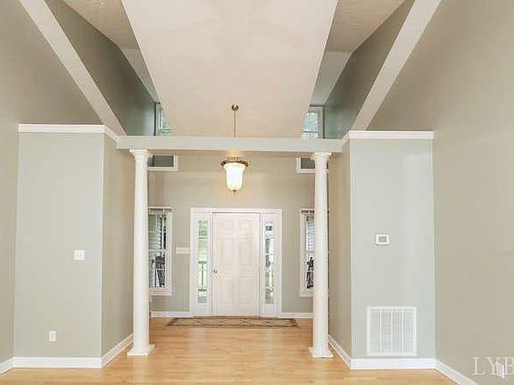 2nd image of 289 Hundley Ln