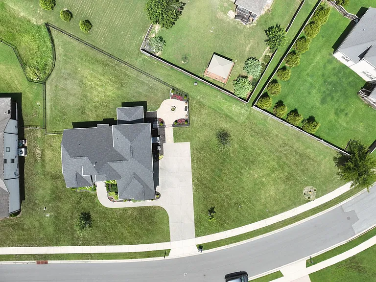 289 Crooked Creek Ln — Photo 3