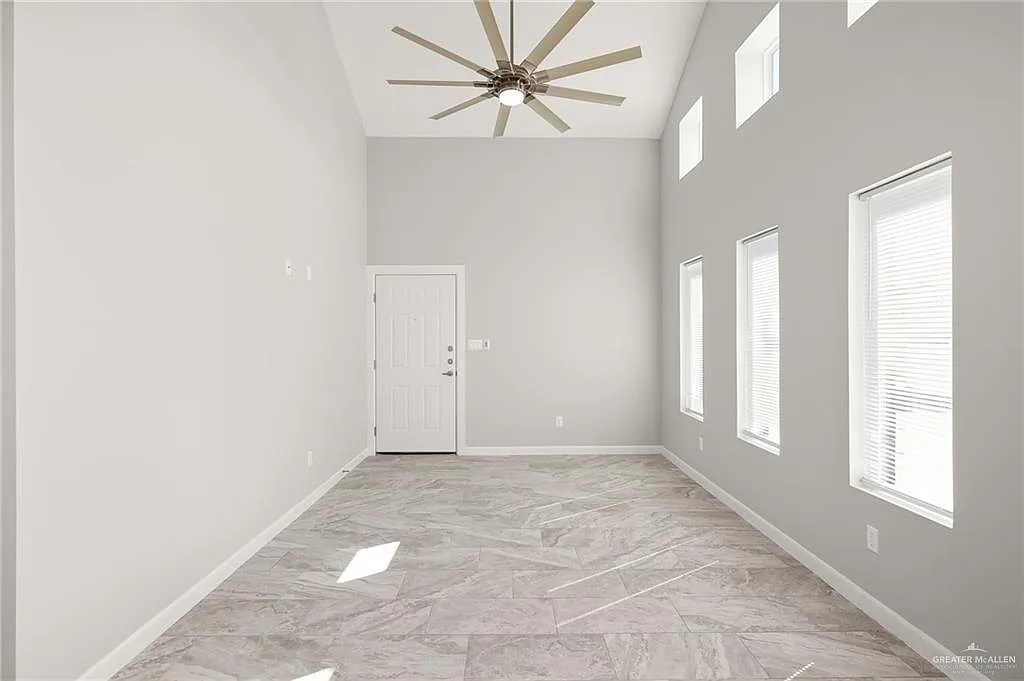 2 bed, 2.0 bath, 1000 sqft, $1,250 — Photo 4