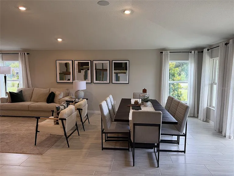 2602 Lola Ln — Photo 17