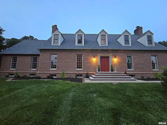 3rd image of 14426 N Old Centralia Ln