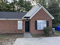 1st image of 2910 Eastridge Ct #B