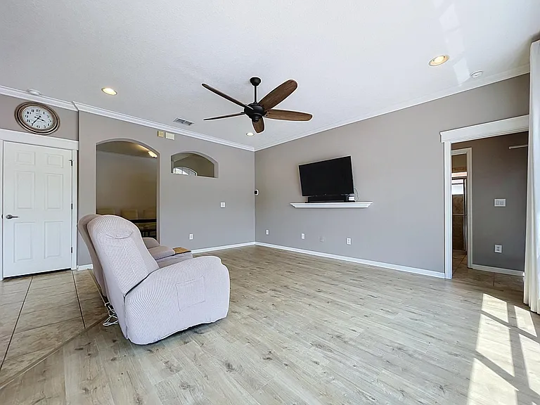 11524 Pennsville Ct — Photo 24