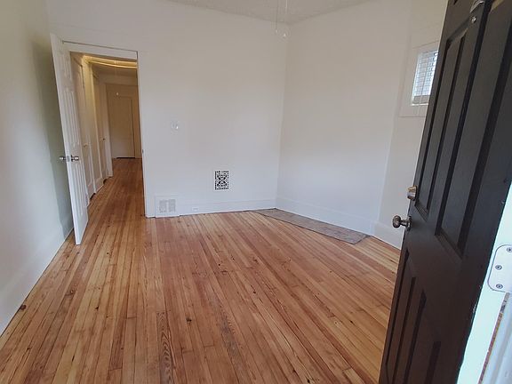 5th image of 1447 W 112th St #2