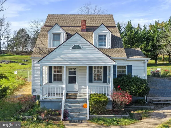733 Capon St, Strasburg, VA 22657