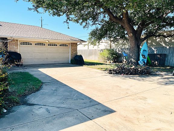 3rd image of 1433 Northridge Dr
