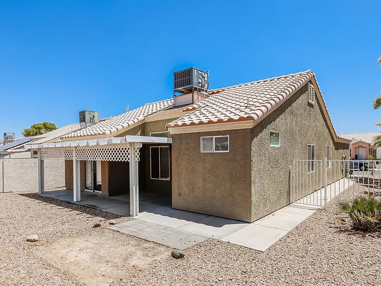 3639 Covewick Dr — Photo 16
