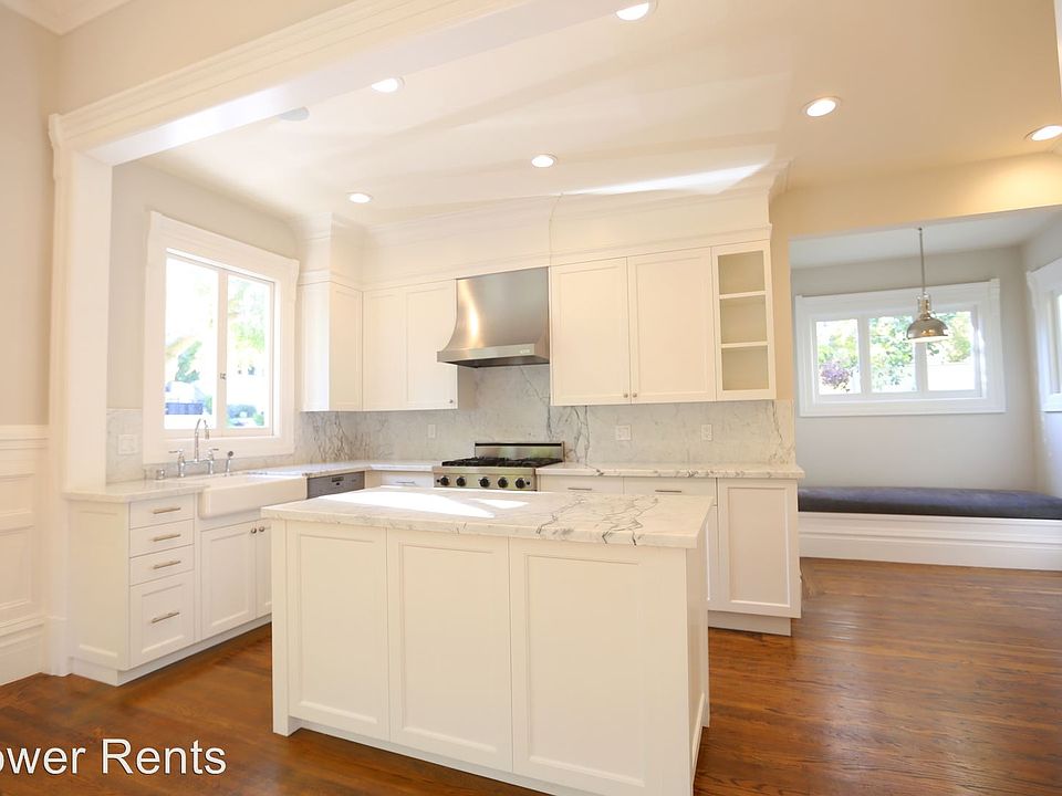 1st image of 2990 Clay St APT 2