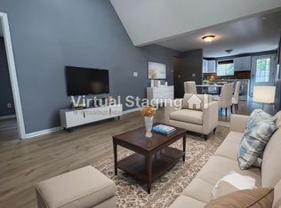 804 Nutswamp Rd, Red Bank, NJ 07701