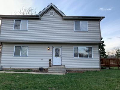 413 Meadow Ln, Lake In The Hills, IL, 60156