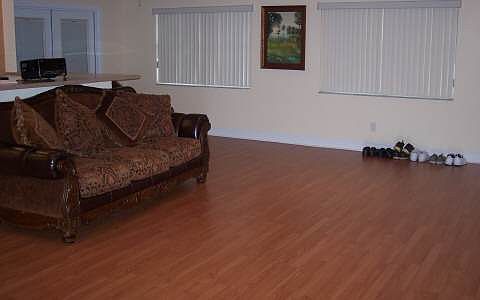 3rd image of 4600 Lakeview Dr