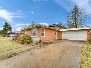 1241 Prince Dr, South Holland, IL