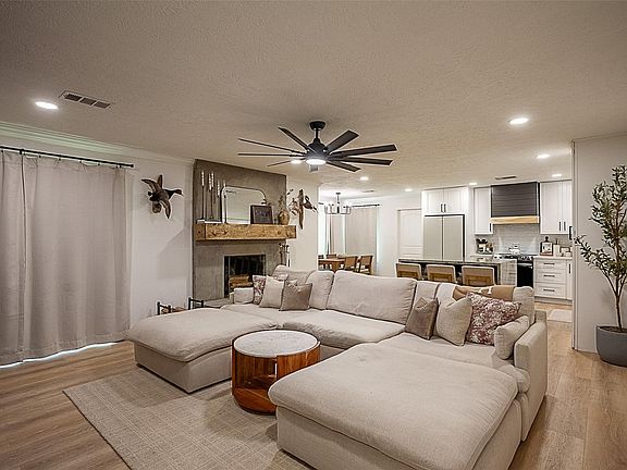 5th image of 200 Jena Ln