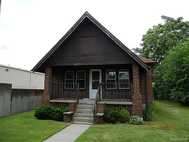 20771 Garden Ln photo 1