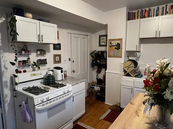 1305 E Hamilton St Unit C, Milwaukee, WI 53202