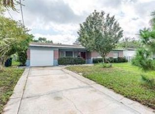 10209 N Valle Dr, Tampa, FL 33612