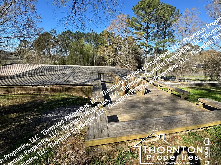 1014 Buck Island Rd — Photo 2