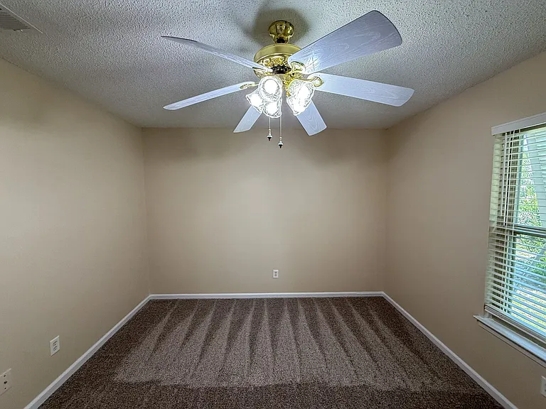 7724 Rustling Pines Dr — Photo 12