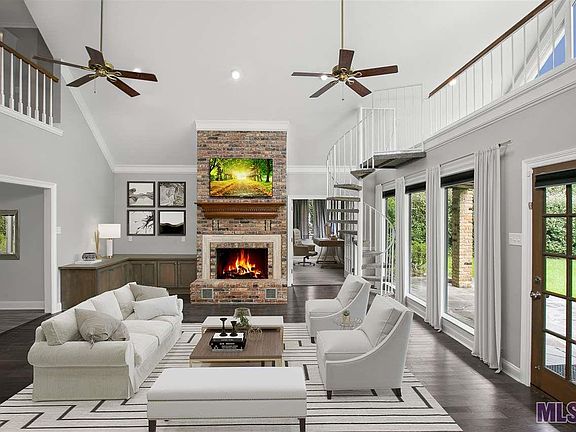 4th image of 12021 Lake Sherwood Ave S