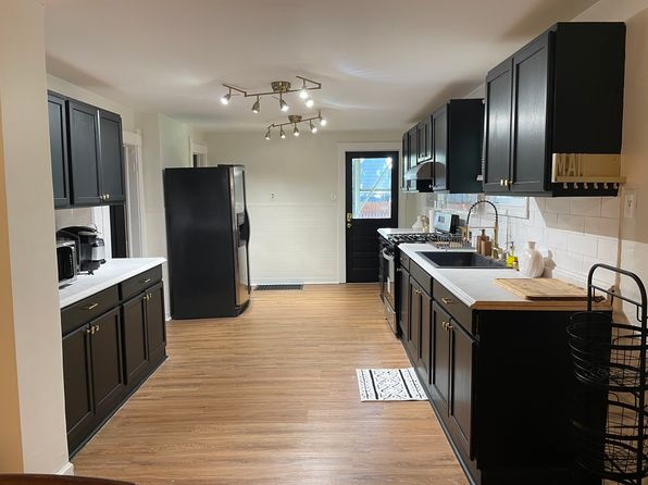 105 Boyd Ave FLOOR 1