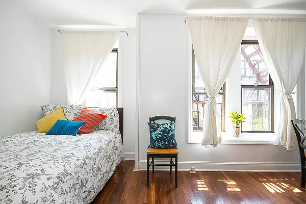 Rented by Oxford Property Group | media 6