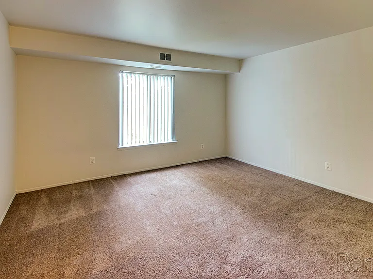 The Glens Apartments — Photo 31