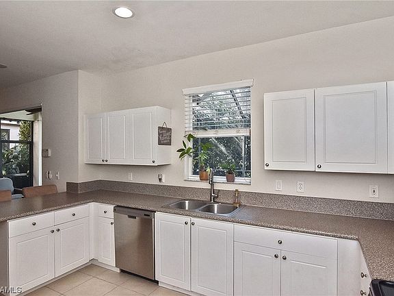 4th image of 20622 Silver Palm Dr