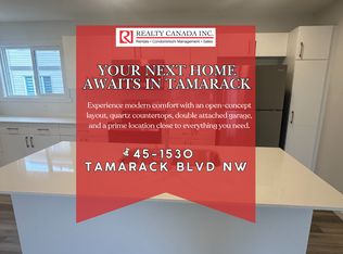 1530 Tamarack Blvd NW #45, Edmonton, AB T6T2E6