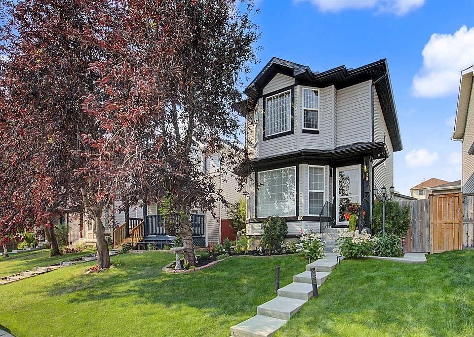 1st image of 180 Country Hills Hts NW