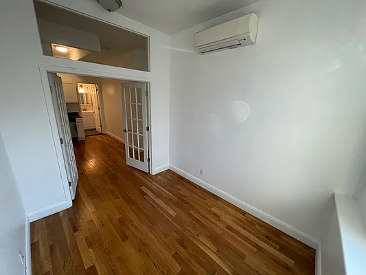 Rented by CCM Property Management LLC | media 27