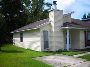 105 Twin Wood Dr, Havelock, NC 28532