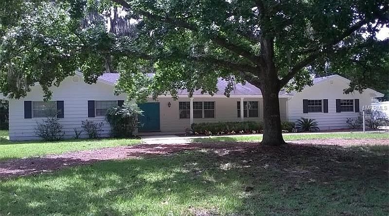 1st image of 301 Kingsbury Ave