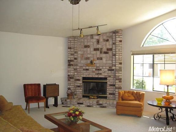 3rd image of 6818 Rock Crest Ln #2901