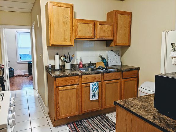 3rd image of 1716 Grand Ave APT 1