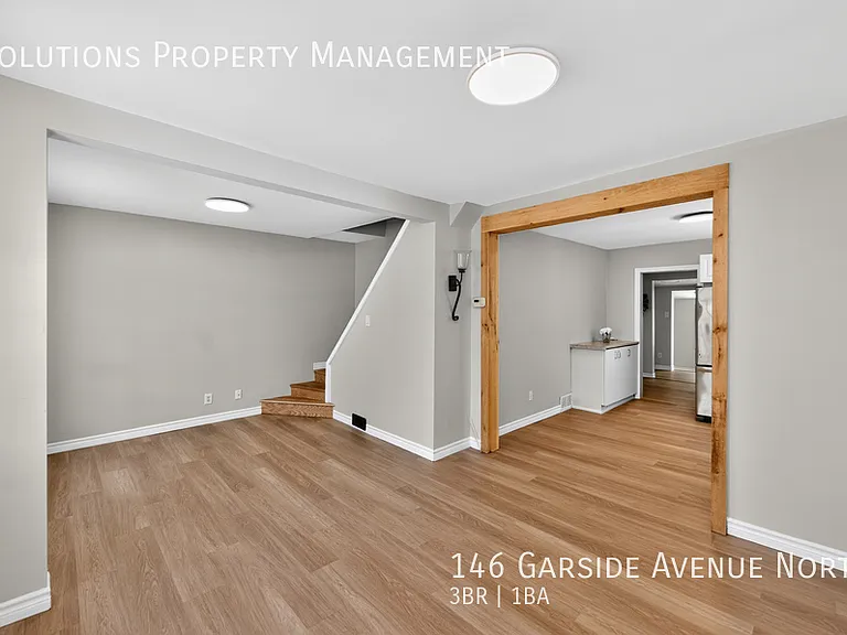 146 Garside Ave N — Photo 7