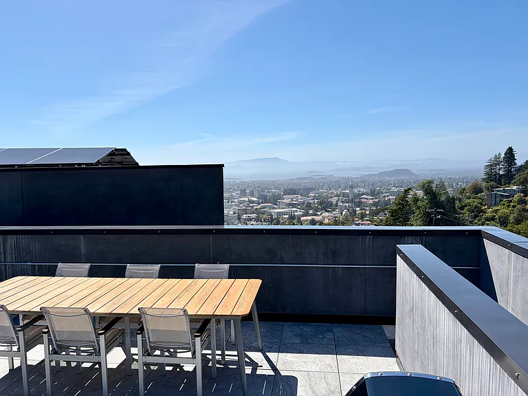 Dwight Way — Photo 19