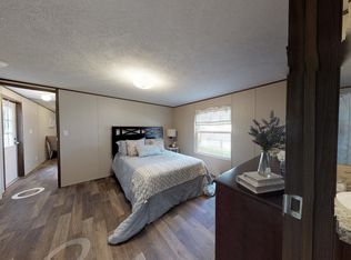 15 Leihigh Valley Dr, Springfield, IL 62702