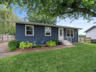 728 Executive Ave, Crooks, SD, 57020