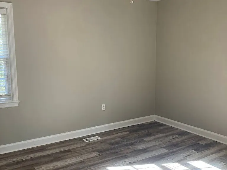 3324 Vineville Ave — Photo 7