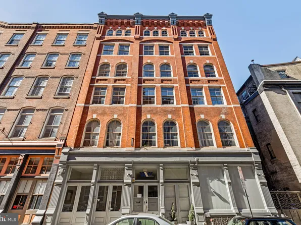 8 Letitia St #501, Philadelphia, PA 19106