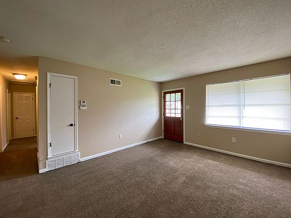 5th image of 4294 Elmridge St