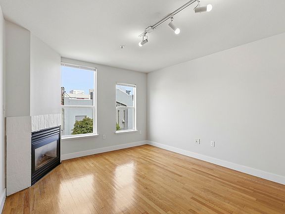 2nd image of 631 Divisadero St APT 301