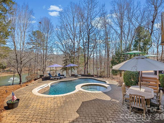 2nd image of 8238 Victoria Lake Dr