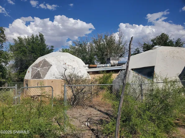 13882 N Valley Dr, Las Cruces, NM 88007