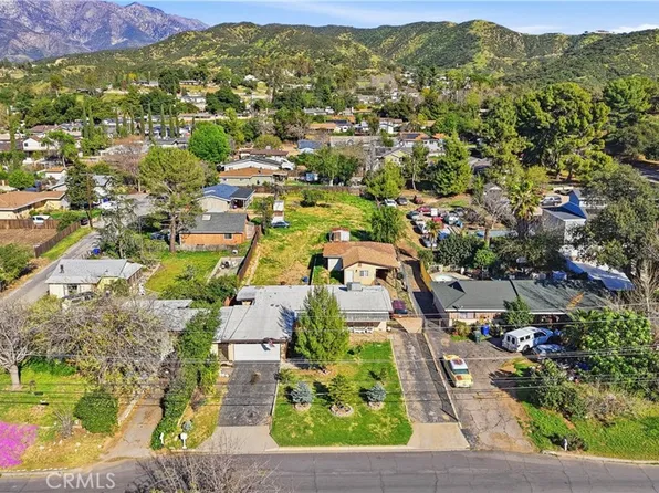 12055 Douglas St, Yucaipa, CA 92399